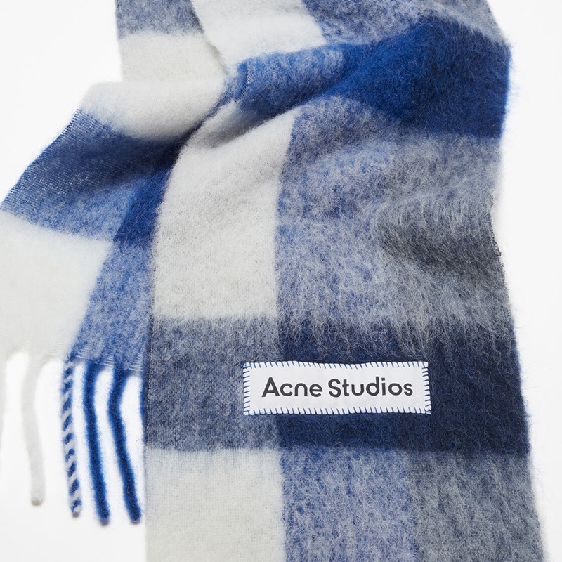 商品Acne Studios|23新款 女士马海毛混纺格纹围巾（四色可选）,价格¥2227,第7张图片详细描述