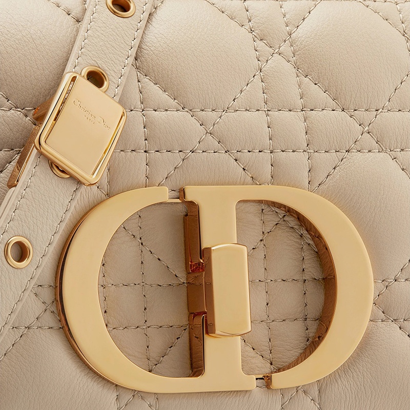 商品Dior|DIOR/迪奥 2021年春夏款CARO系列 女士小号绳色Cannage小牛皮金扣金色链条斜跨单肩包,价格¥29204,第8张图片详细描述