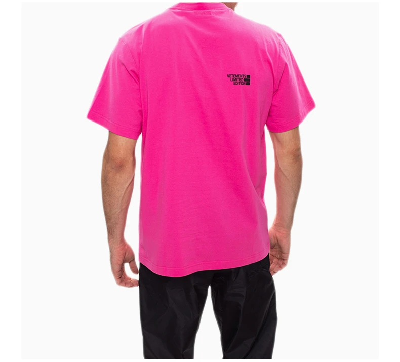 商品Vetements|VETEMENTS 女士粉红色黑色字母徽标圆领短袖T恤 UE51TR720P-HOTPINK,价格¥1122,第8张图片详细描述