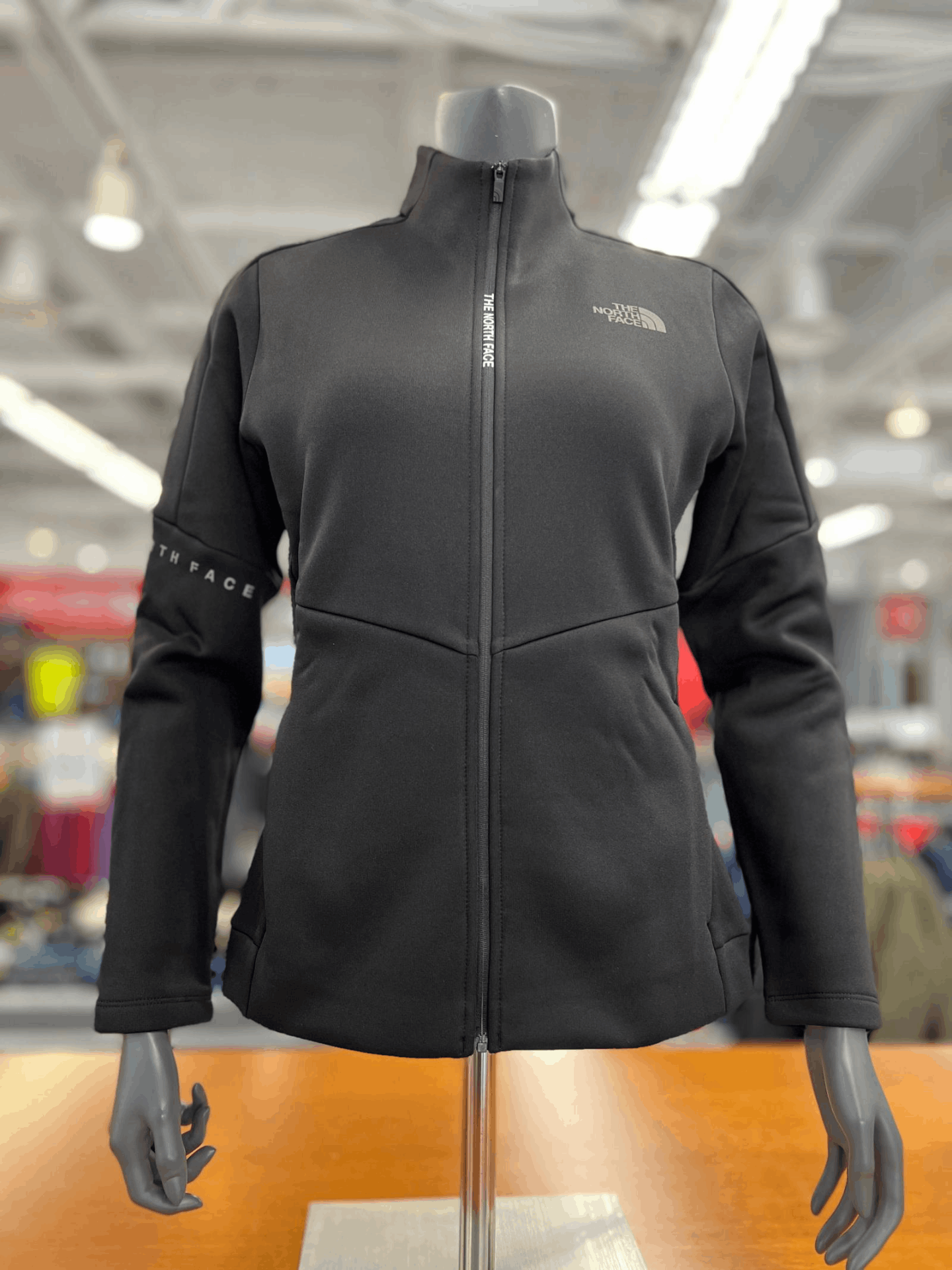 商品The North Face|【Brilliant|包邮包税】北面 运动户外 NJ5JL82J BLK(黑色) 女士 Act Motion 门襟拉链 ACT MOTION ZIP UP,价格¥563,第2张图片详细描述