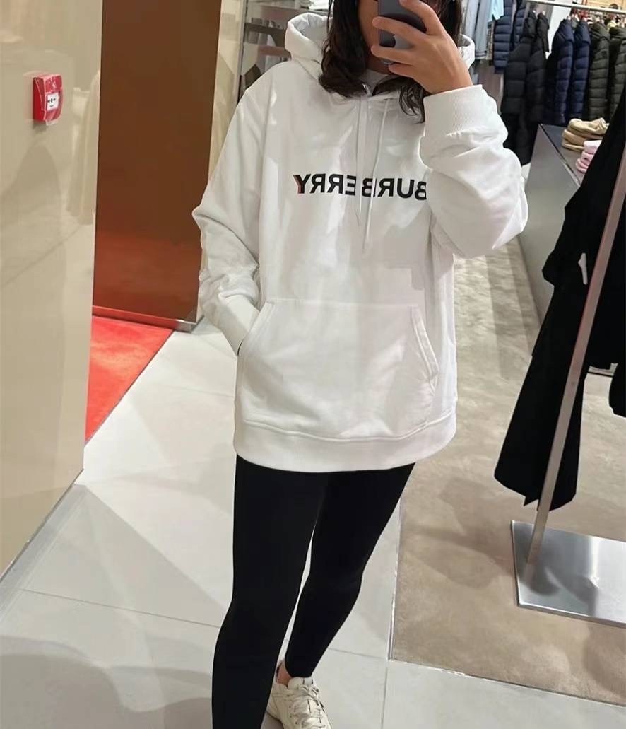 商品Burberry|BURBERRY/博柏利 女士白色棉质徽标印休闲宽松连帽卫衣80526571,价格¥1557,第3张图片详细描述