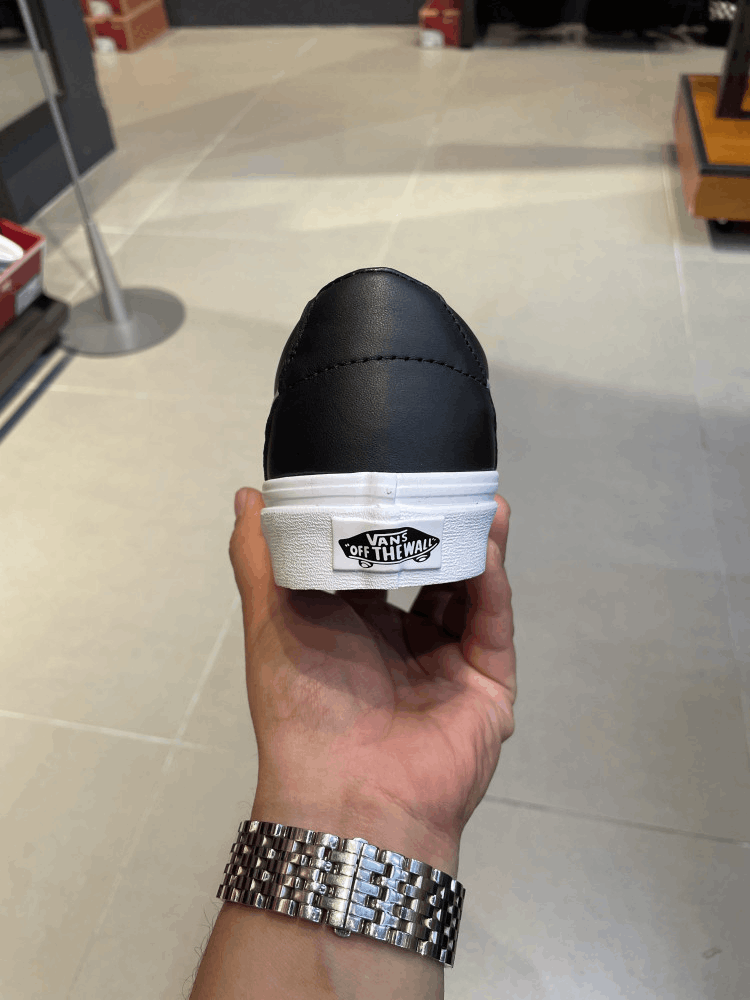 商品Vans|【韩国直邮|包邮包税】万斯[VANS] Sk8-Low ReReflective 남男女共用 运动鞋 #black/true white (VN0A4UUKSIG),价格¥358,第6张图片详细描述