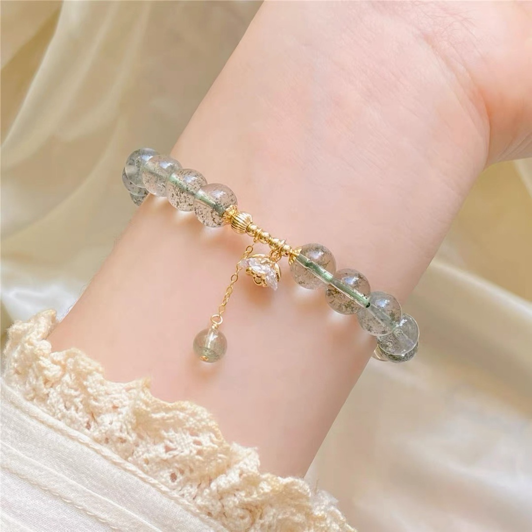 商品[国内直发] GLENVINTEN|格岚云顿新款天然绿幽灵水晶手串简约风手链女小众ins闺蜜单圈手串,价格¥258,第3张图片详细描述