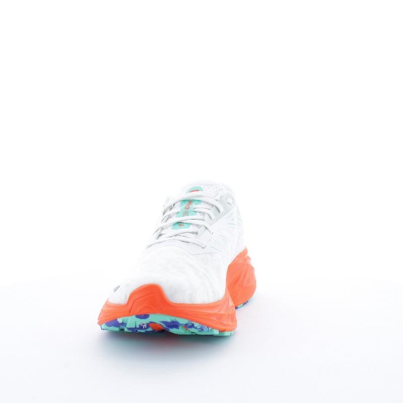 商品Salomon|Salomon萨洛蒙 AERO GLIDE 2男士白色/橙色户外鞋,价格¥1226,第4张图片详细描述