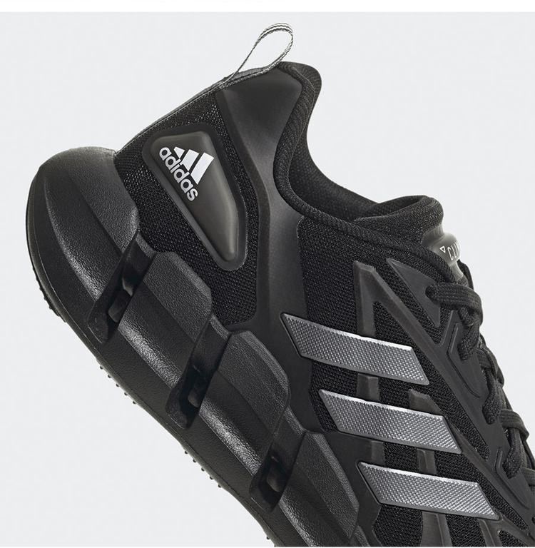 商品Adidas|【韩国直邮|包邮包税】阿迪达斯 VENTICE CLIMACOOL 男生  训练运动鞋 跑步鞋  GZ0662 CBLACK/IRONMT/CARBON,价格¥386,第3张图片详细描述