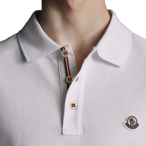 商品Moncler|【现货】 蒙克莱 22年秋冬新款 男士光学白色纯棉徽标贴片短袖polo衫H10918A0000984556001,价格¥1311,第3张图片详细描述