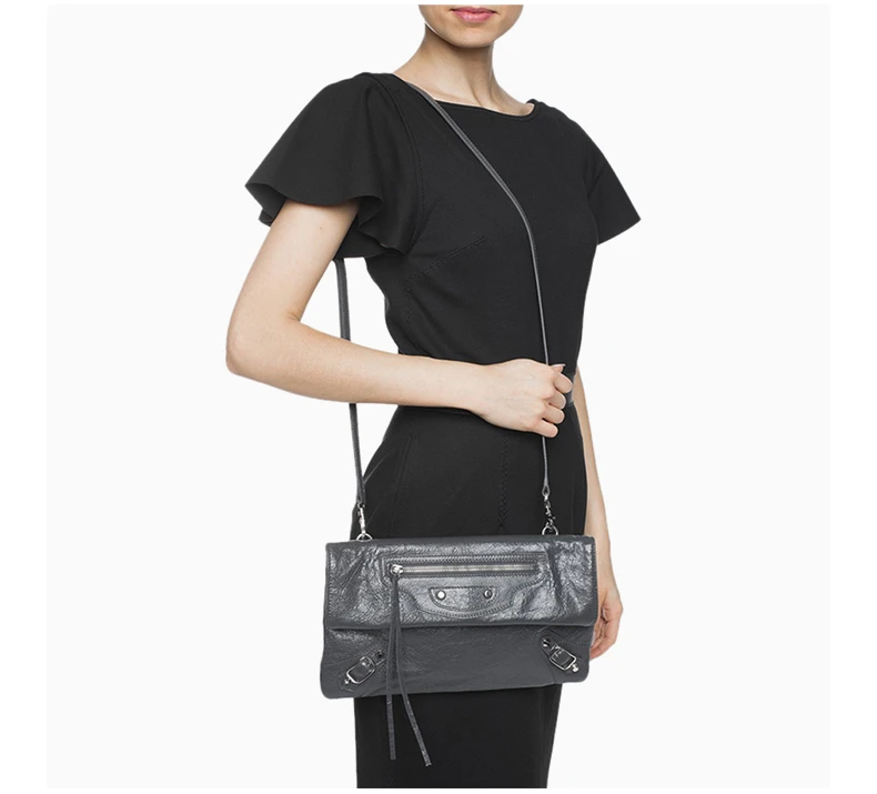 商品[国内直发] Balenciaga|BALENCIAGA 女士灰色单肩包 438768-D94IN-1110,价格¥6524,第7张图片详细描述