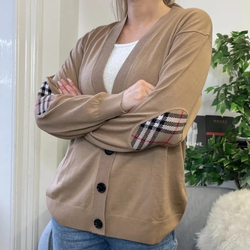商品Burberry|BURBERRY/博柏利 女士米色羊毛针织开衫 80748851,价格¥1547,第5张图片详细描述