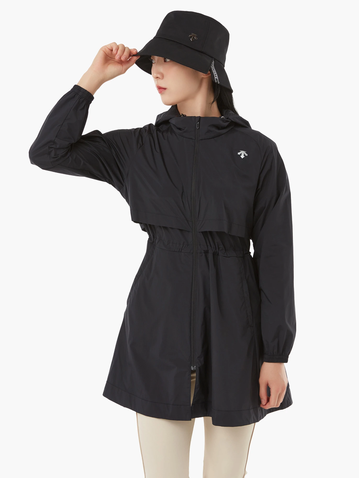 商品【预售商品15天发货】 DESCENTE|GOLF女性轻便长款外套适合春秋季节 DP12WFBL35-DBEG,价格¥1852,第8张图片详细描述