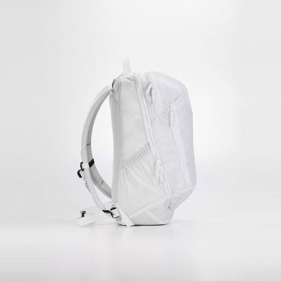 商品Arc'teryx|【Brilliant|包邮包税】始祖鸟 MANTIS 26 BACKPACK[SS22] Mantis 26 背包 ABMSU25815,价格¥1398,第21张图片详细描述