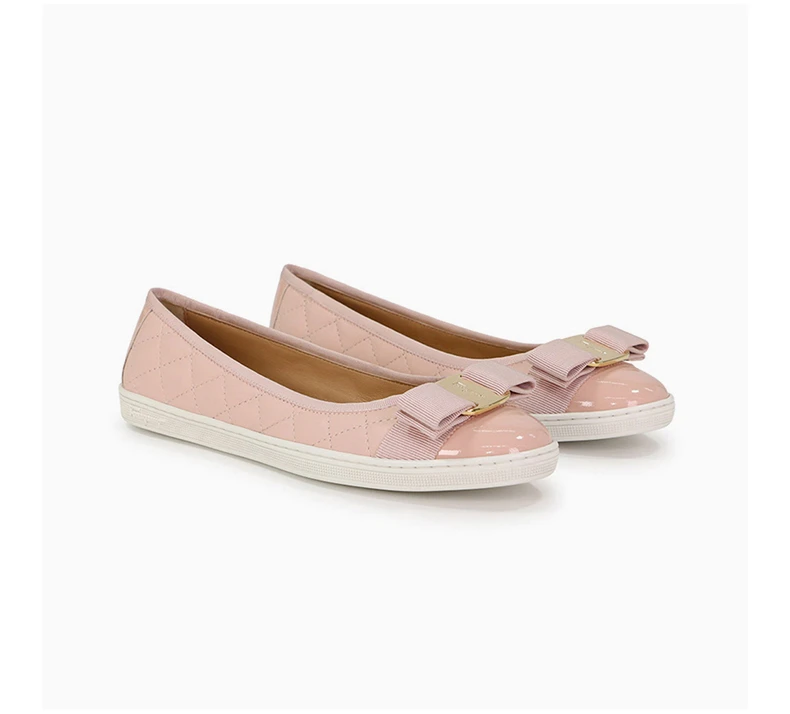 商品Salvatore Ferragamo|SALVATORE FERRAGAMO 女士粉色牛皮蝴蝶结平底船鞋 0685564,价格¥1084,第5张图片详细描述