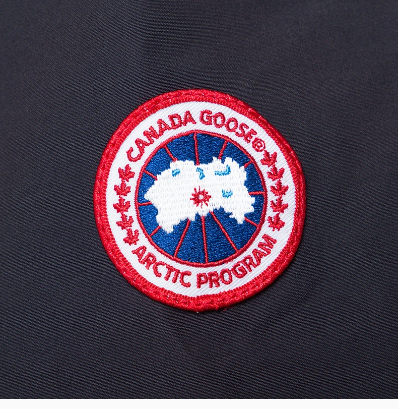 商品[国内直发] Canada Goose|Canada Goose 加拿大鹅 女士郊狼毛领深蓝色羽绒服 2580L-NAVY,价格¥7011,第8张图片详细描述