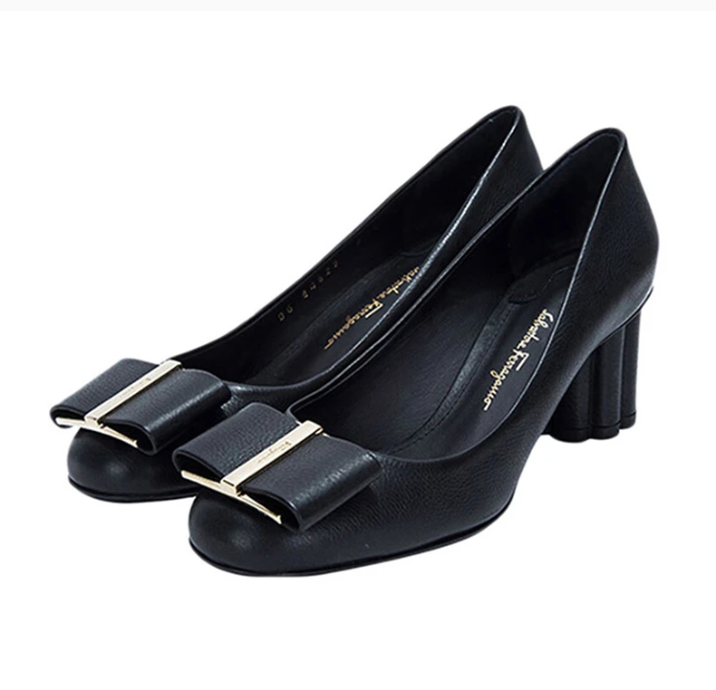 商品[国内直发] Salvatore Ferragamo|Salvatore Ferragamo 菲拉格慕 女士小牛皮高跟鞋 01-N009-680013,价格¥3665,第5张图片详细描述