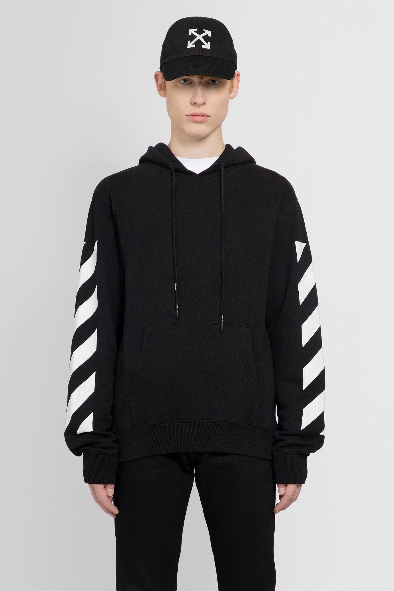 商品Off-White|OFF WHITE 男士黑色连帽卫衣 OMBB097C99FLE012-1001,价格¥3880,第3张图片详细描述