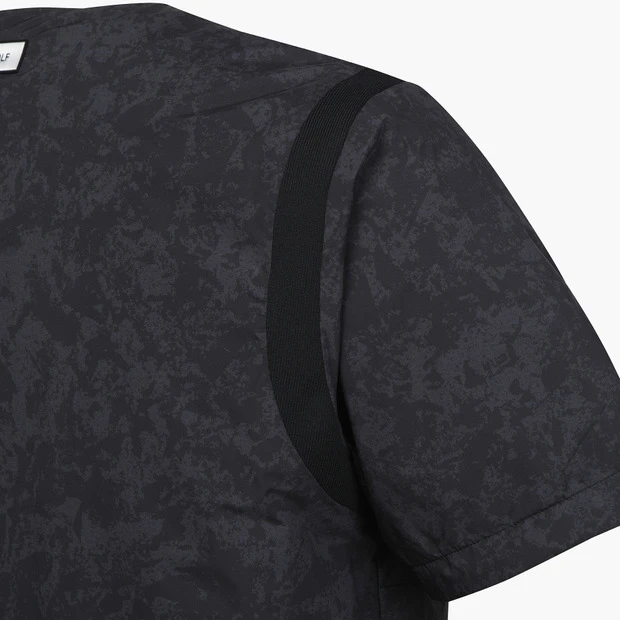 商品【预售商品15天发货】 DESCENTE|GOLF经典黑色图案短袖羽绒外套时尚 DP31MFDJ94-BLKG,价格¥2071,第21张图片详细描述