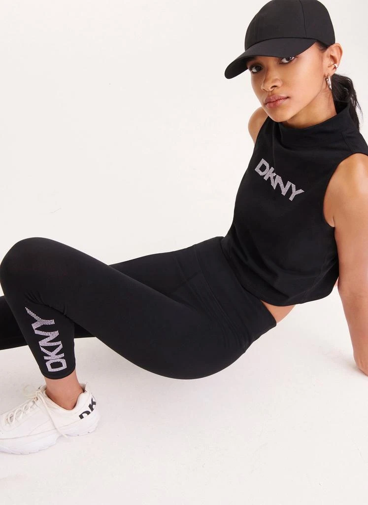 商品DKNY|Rhinestone Logo High Waist Legging,价格¥370,第3张图片详细描述