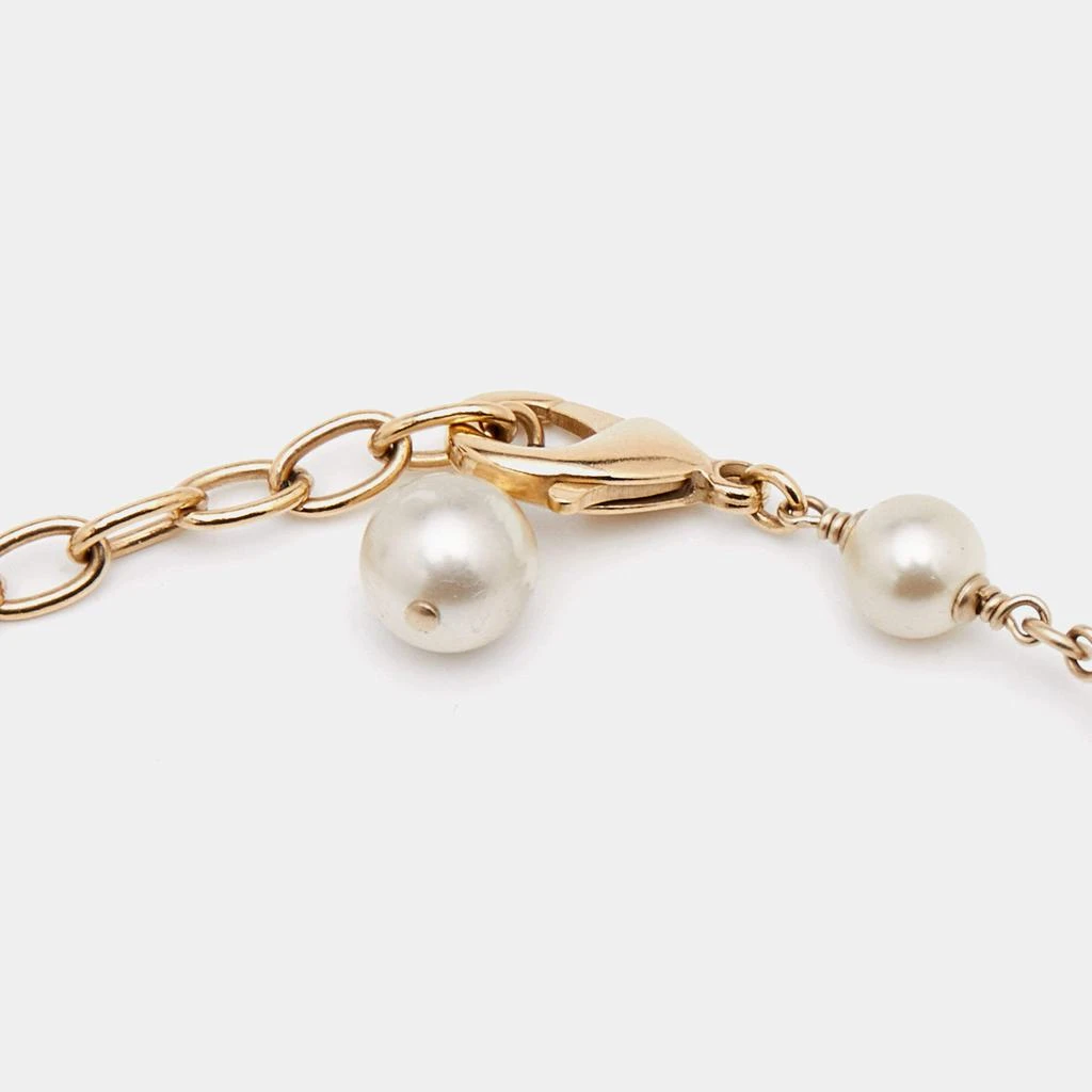 Chanel Pale Gold Tone Camelia CC Charm Pearl Necklace 商品