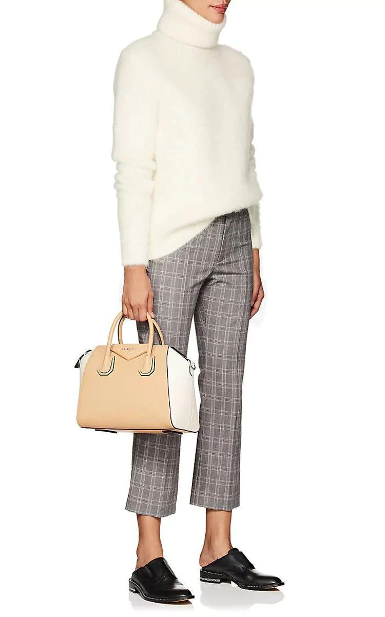 商品Givenchy|Antigona Small Leather Duffel Bag,价格¥10831,第2张图片详细描述