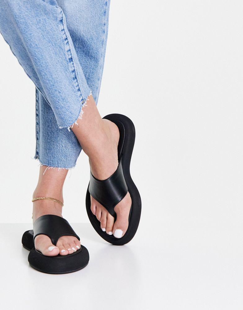 Topshop Pia leather toe post sandal in black商品第1张图片规格展示
