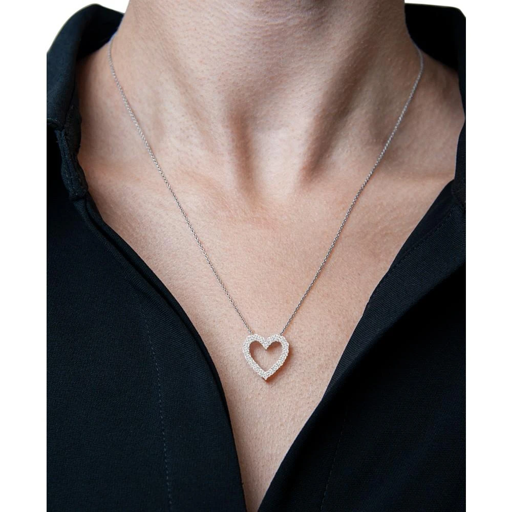 商品Macy's|Diamond Heart 18" Pendant Necklace (1/10 ct. t.w.) in Sterling Silver,价格¥248,第2张图片详细描述