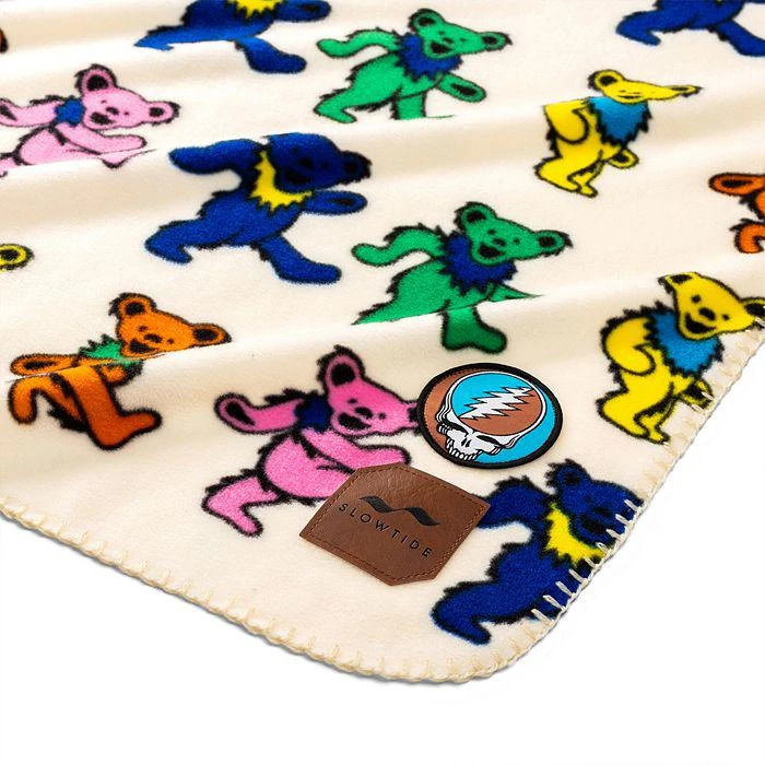 商品Slowtide|Dancing Bears Polar Fleece Blanket,价格¥366,第3张图片详细描述
