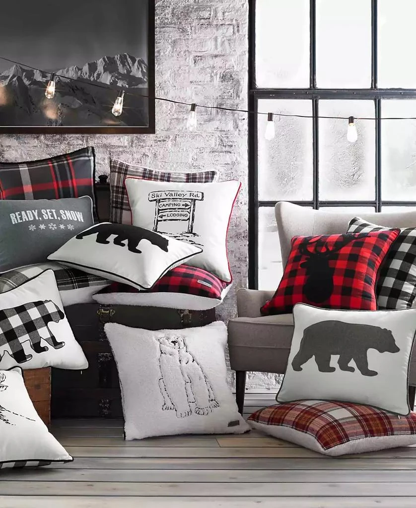 Bear Applique Grey Felt Decorative Pillow, 16" x 20" 商品
