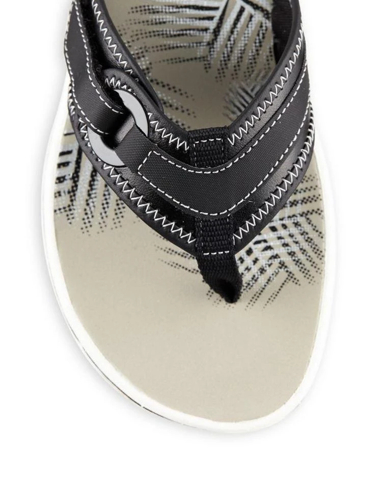 商品Clarks|Breeze Mila Thong Sandals,价格¥170,第4张图片详细描述