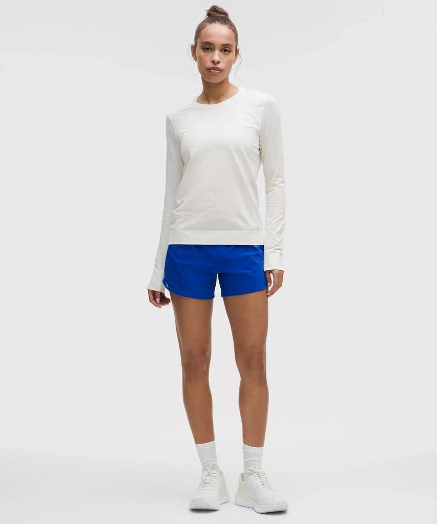 Hotty Hot High-Rise Lined Short 4" 商品