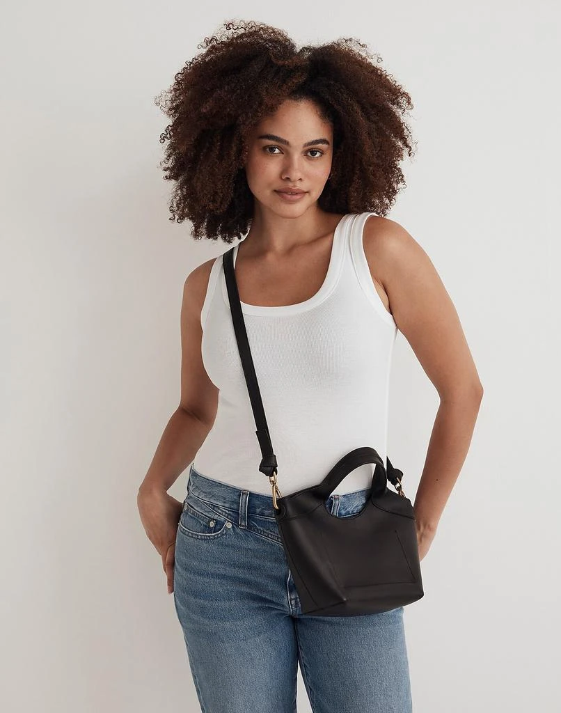 商品Madewell|The Mini Sydney Cutout Tote in Leather,价格¥796,第3张图片详细描述