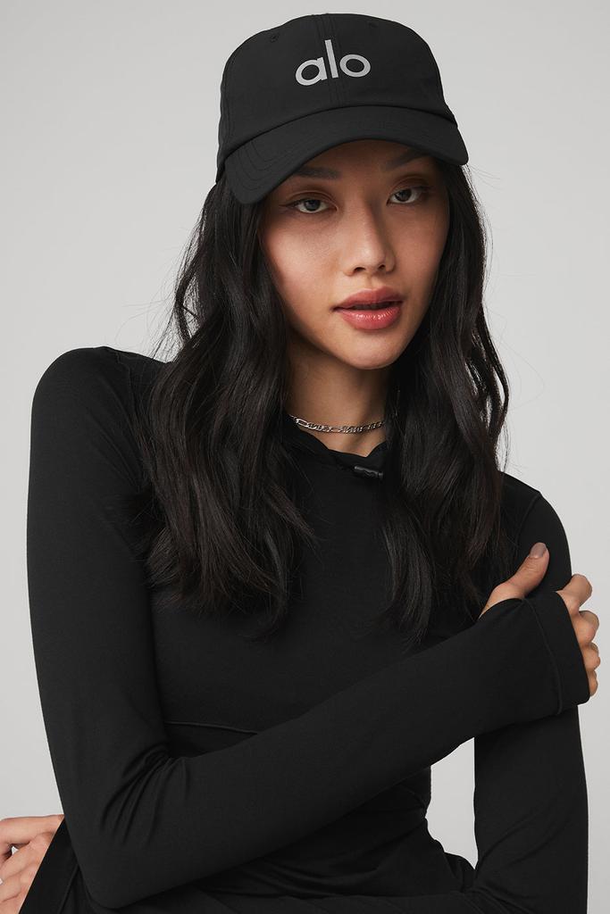 Alo Yoga アロー　Off-Duty Cap オフデューティ キャップ　黒 Satin Off-Duty Cap - Black | ALO