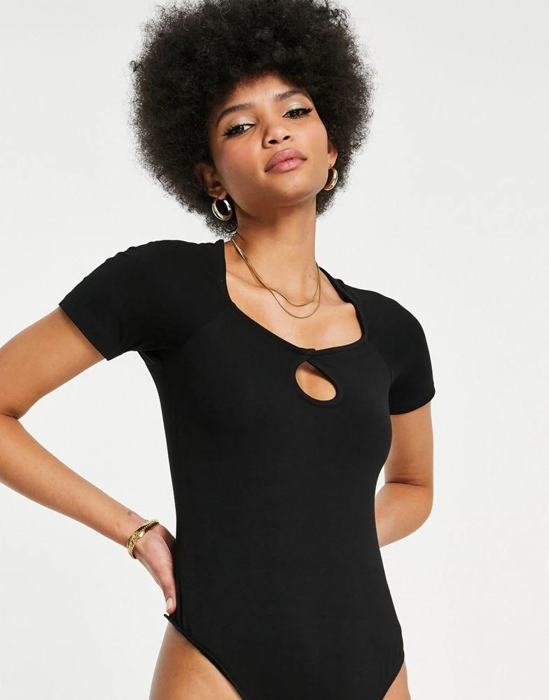 商品ASOS|ASOS DESIGN Tall cap sleeve keyhole bodysuit in black,价格¥78,第4张图片详细描述