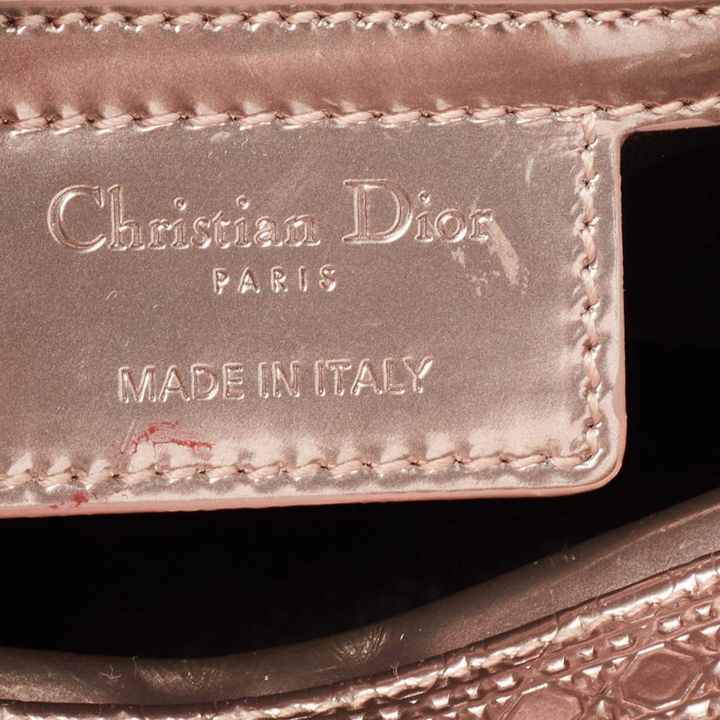 Dior Metallic Rose Gold Micro Cannage Laminated Leather Medium Lady Dior Tote商品第9张图片规格展示