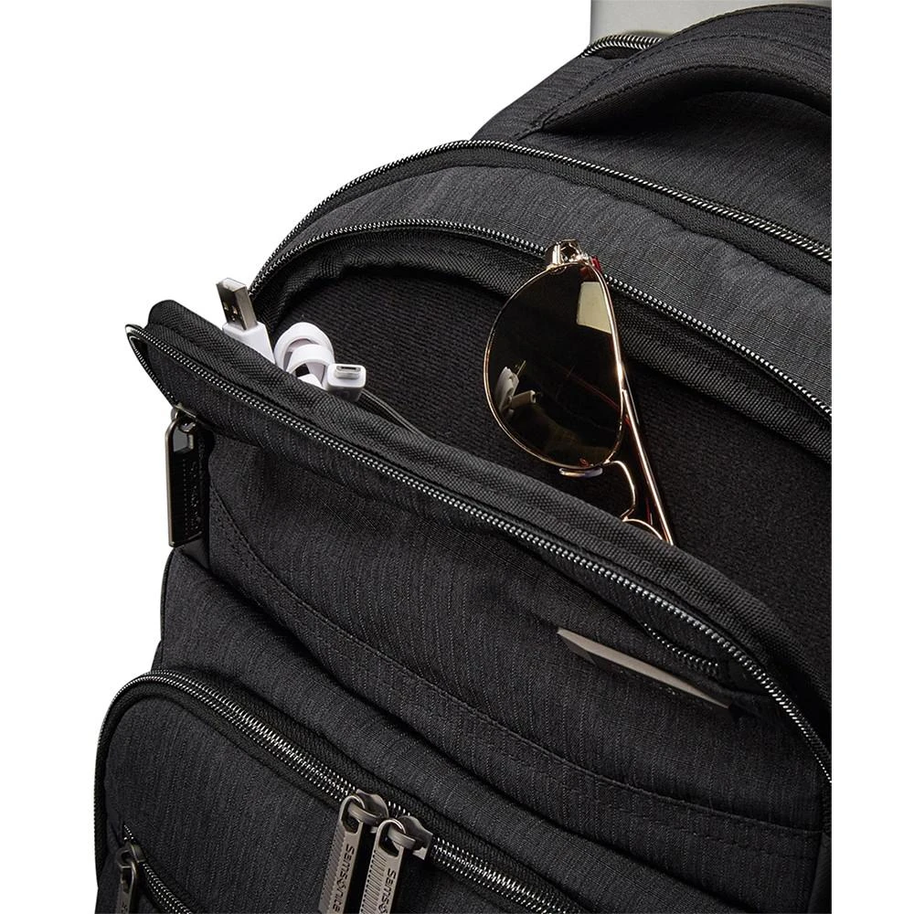 商品Samsonite|Modern Utility 18" Double Shot Backpack,价格¥1946,第3张图片详细描述