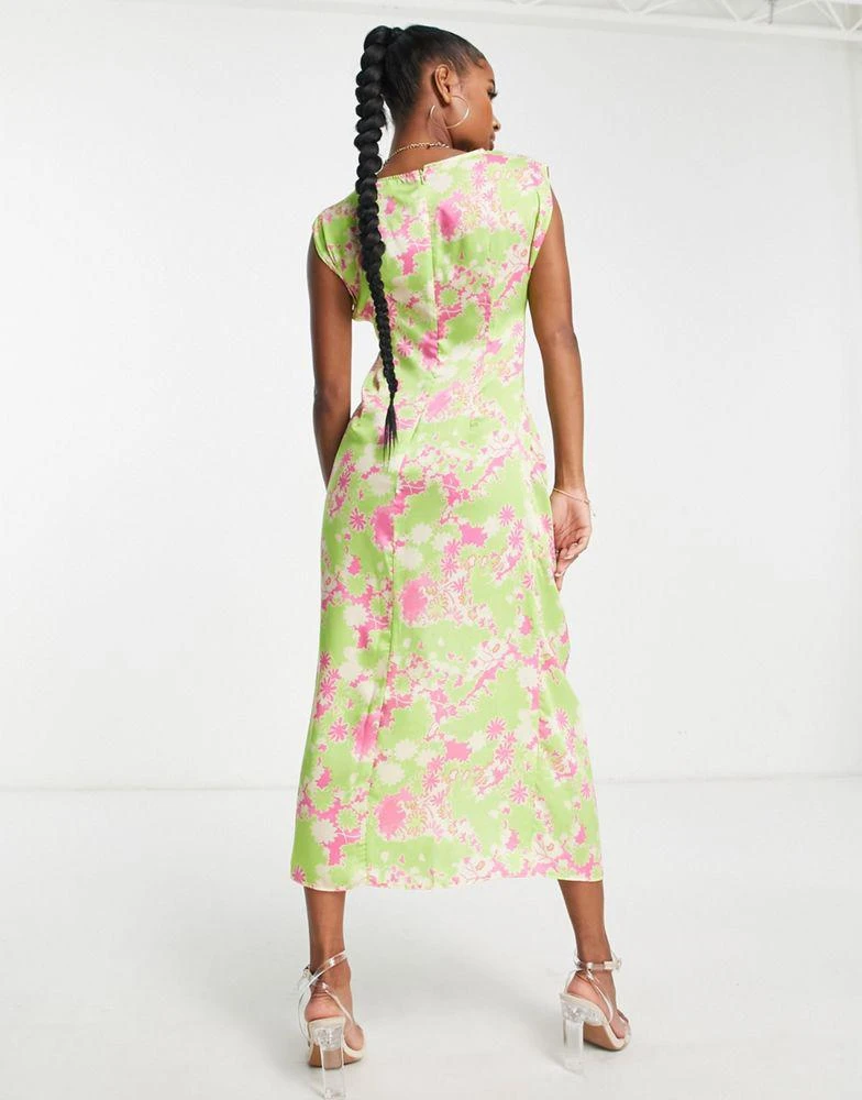 商品ASOS|ASOS DESIGN Petite ruched side button cap sleeve satin midi dress in green floral print,价格¥126,第2张图片详细描述