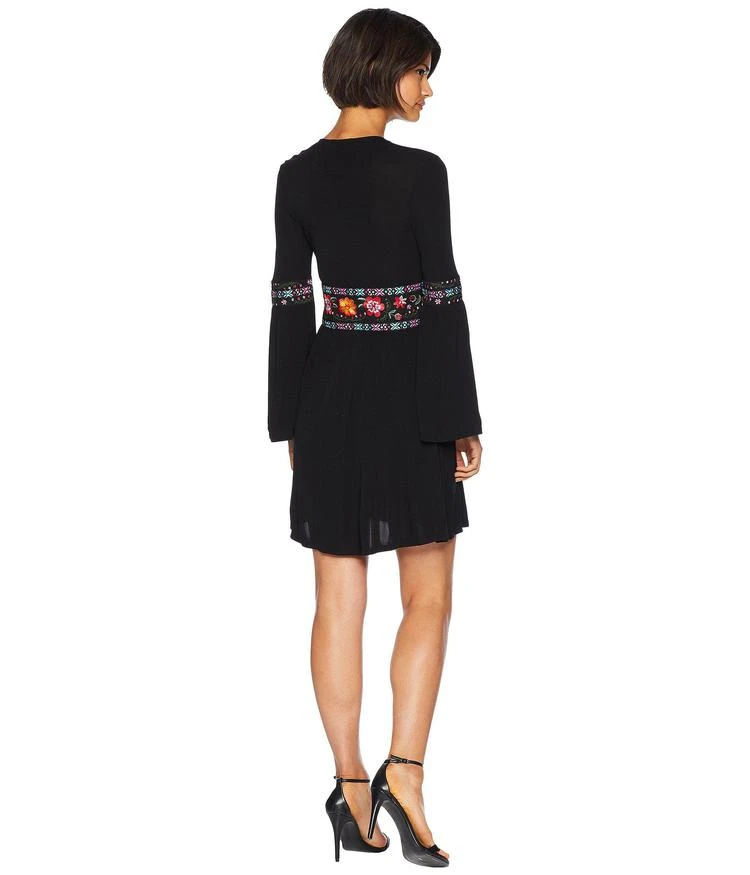 商品Juicy Couture|Knit Matte Jersey Embroidered Crossover Dress,价格¥536,第3张图片详细描述