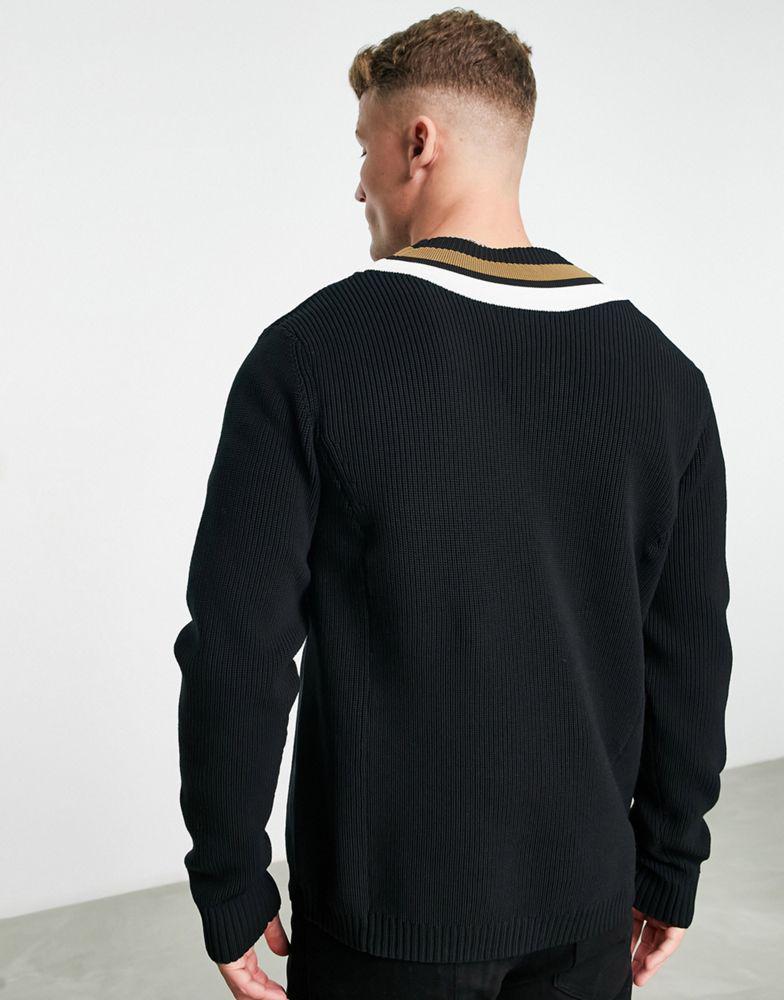 Fred Perry striped v neck jumper in black商品第2张图片规格展示