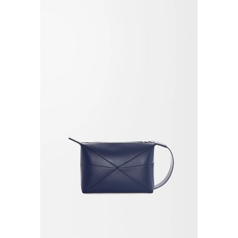 商品Loewe|【预售3-5天】LOEWE罗意威 男士深蓝色小牛皮手提包,价格¥6874,第6张图片详细描述