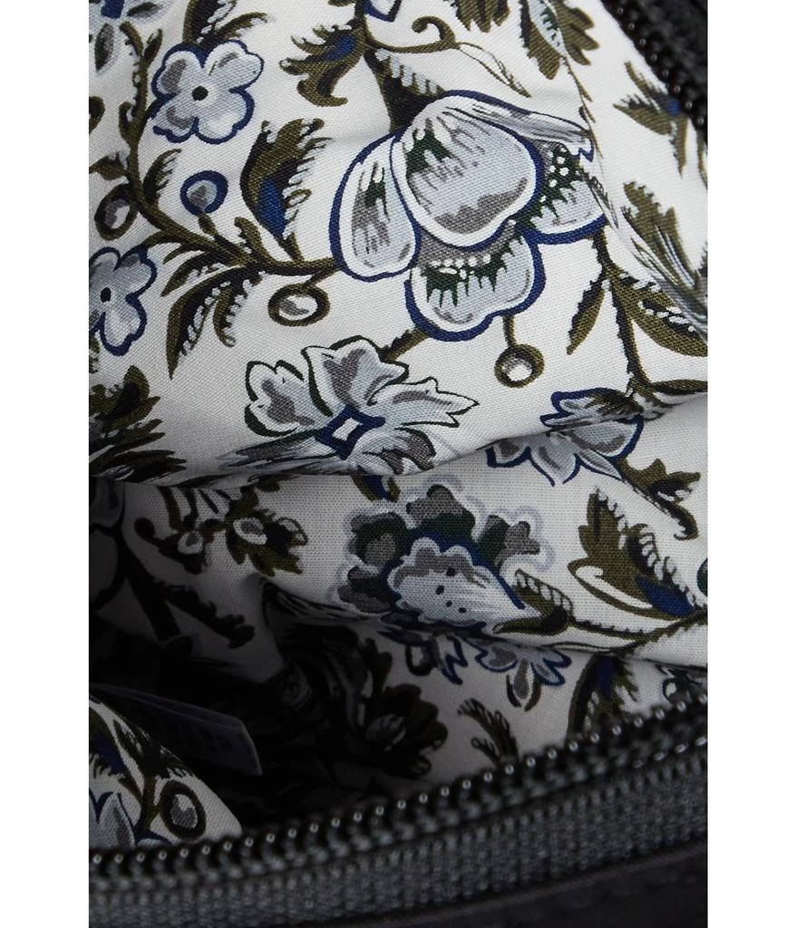 商品Vera Bradley|Cotton Mini Hipster Crossbody Purse with RFID Protection,价格¥291,第3张图片详细描述