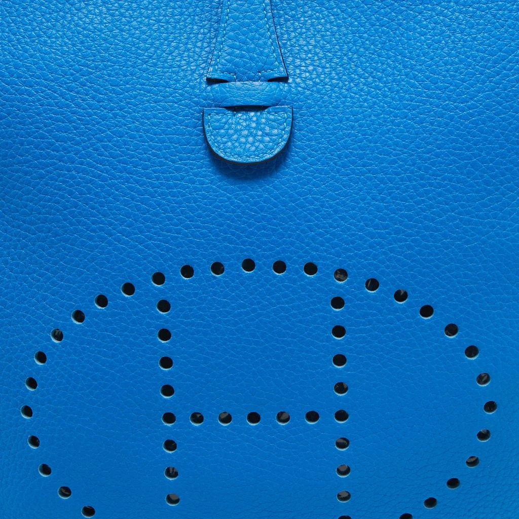 商品Hermes|Hermès Bleu Zanzibar Taurillon Clemence Leather Evelyne III PM Bag,价格¥25557,第5张图片详细描述