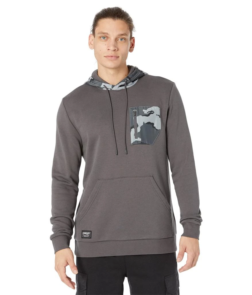 商品Oakley|Road Trip Recycled Pullover Hoodie,价格¥242,第1张图片