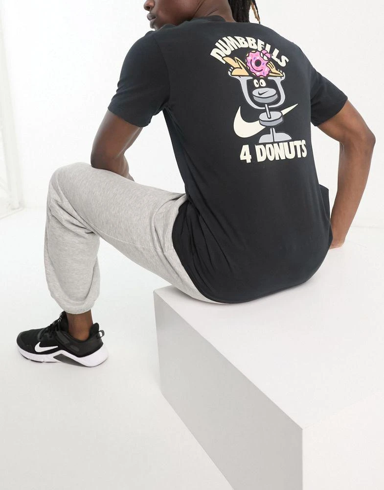 商品NIKE|Nike Training Dumbbells and Donuts Dri-Fit t-shirt in black,价格¥230,第4张图片详细描述