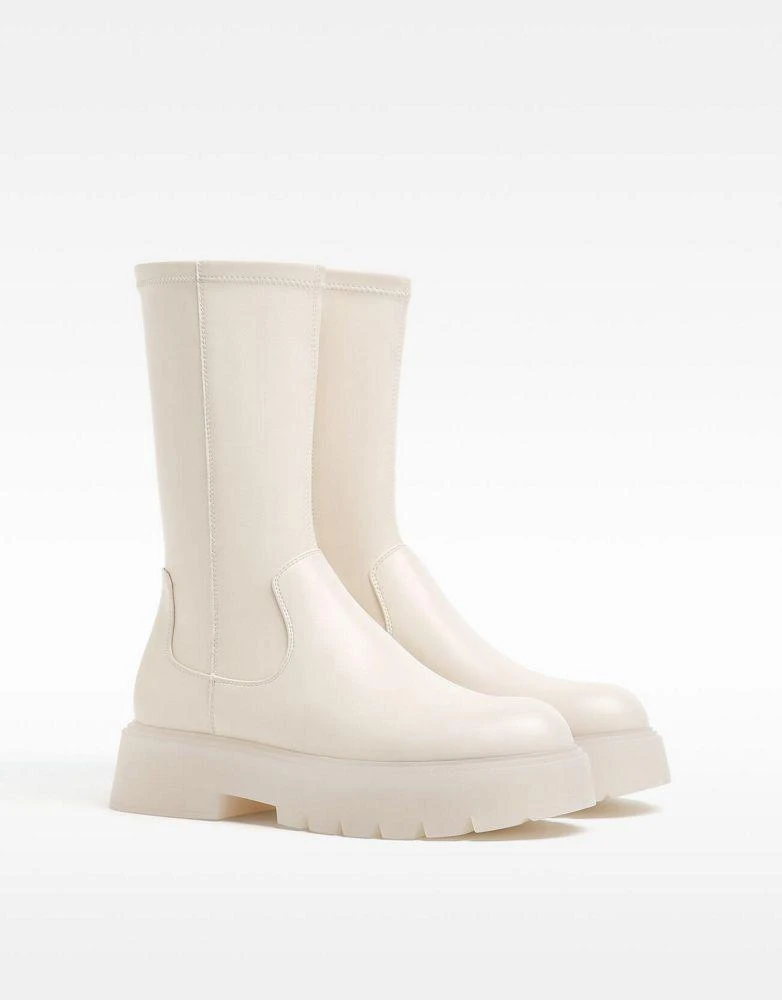 商品Bershka|Bershka pull on chelsea boots in beige with clear sole,价格¥253,第1张图片