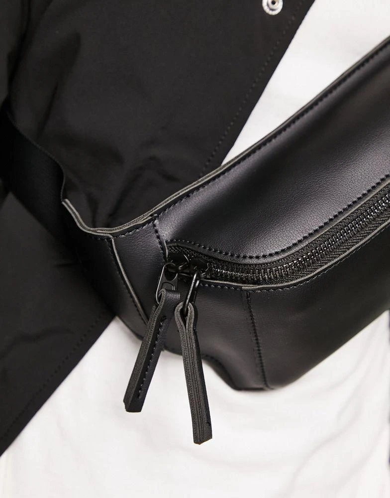 商品Fenton|Fenton cross body bag in black,价格¥180,第4张图片详细描述