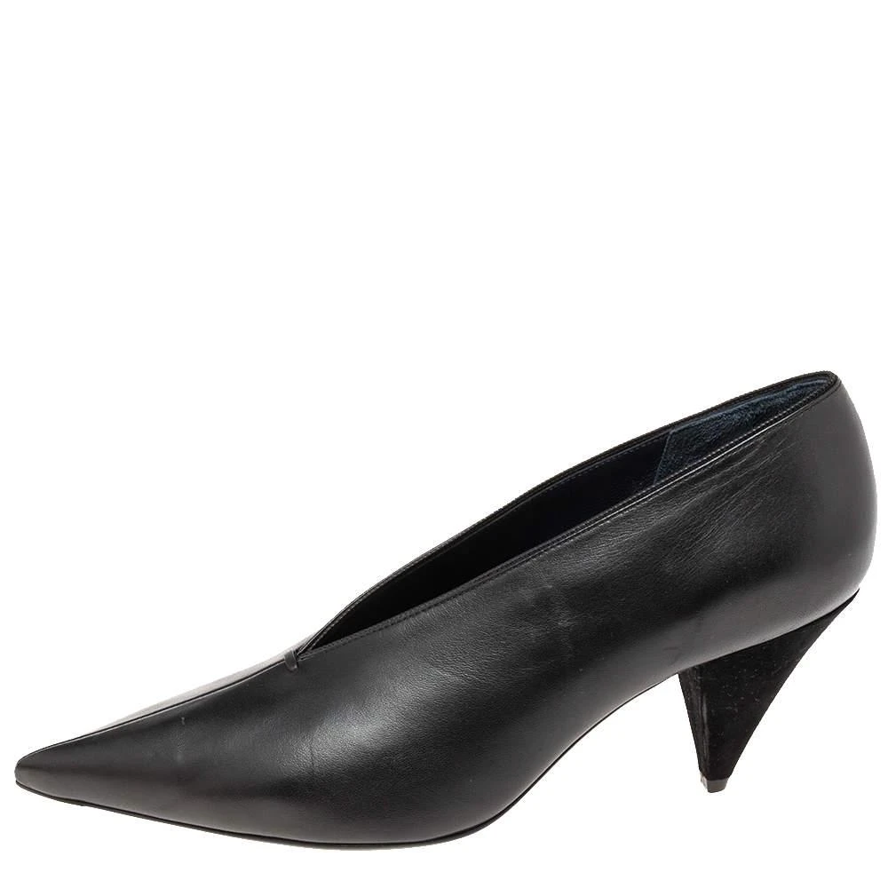 商品Celine|Celine Black Leather V Neck Pointed-Toe Pumps Size 38.5 ,价格¥2687,第2张图片详细描述