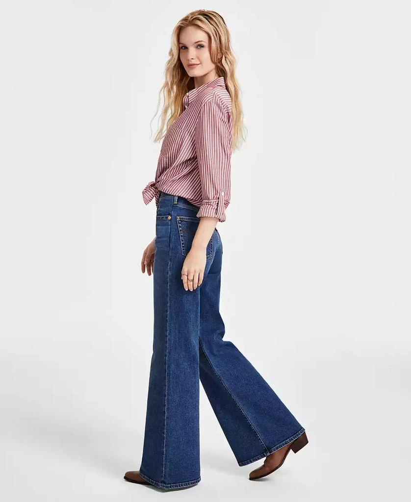 商品Levi's|Women's Ribcage Bell High-Rise Flare-Leg Jeans,价格¥417,第2张图片详细描述