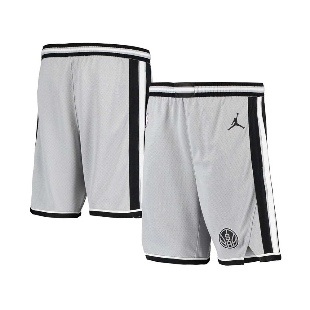 商品Jordan|Big Boys and Girls Silver San Antonio Spurs 2019/20 Swingman Performance Shorts - Statement Edition,价格¥376,第1张图片