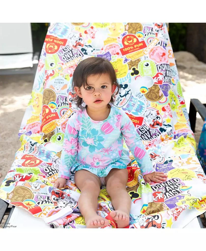 商品Bumkins|Baby Disney 100 Years Happy Faces Lightweight Roll and Go Blanket,价格¥284,第5张图片详细描述