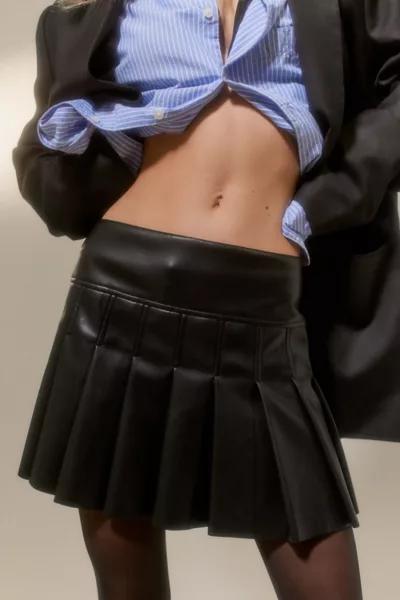 UO Faux Leather Pleated Mini Skirt商品第2张图片规格展示