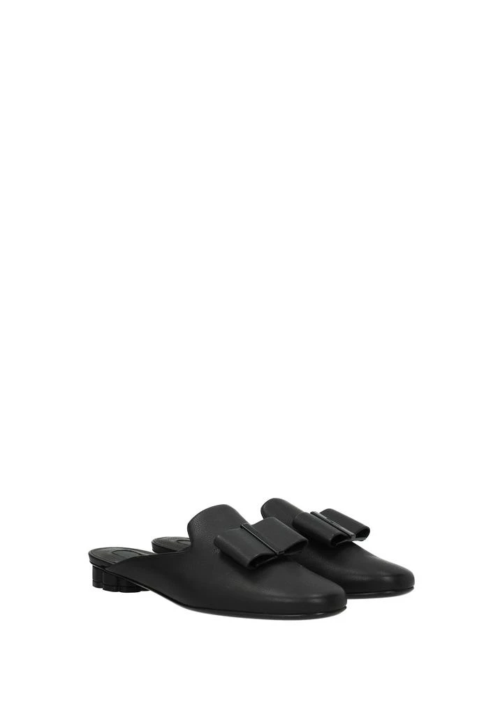 商品Salvatore Ferragamo|Slippers and clogs sciacca Leather Black,价格¥2048,第2张图片详细描述