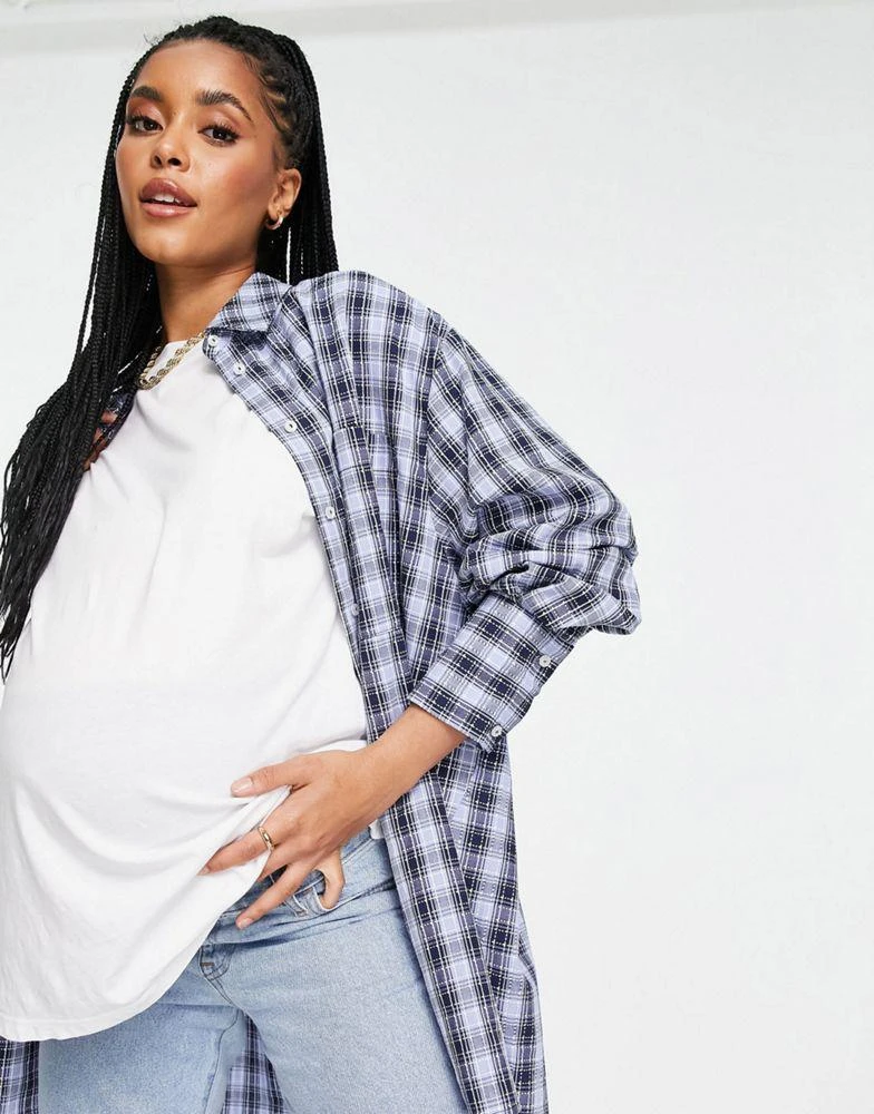 商品Don't Think Twice Maternity|DTT Maternity Lou mom jeans in light blue wash,价格¥193,第3张图片详细描述